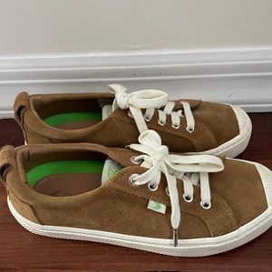 Cariuma Camel Suede Sneakers